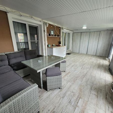 La Dolce Vita Apartment Stefanestii de Jos 외부 사진